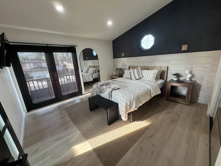 Thousand Oaks Airbnb, bedroom