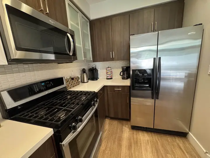 Westwood Airbnb, kitchen